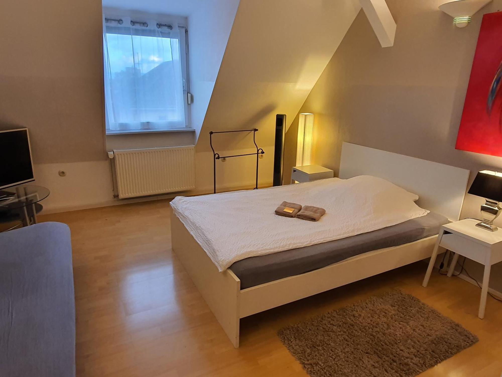 Colodging Mannheim - Private Rooms & Kitchen المظهر الخارجي الصورة